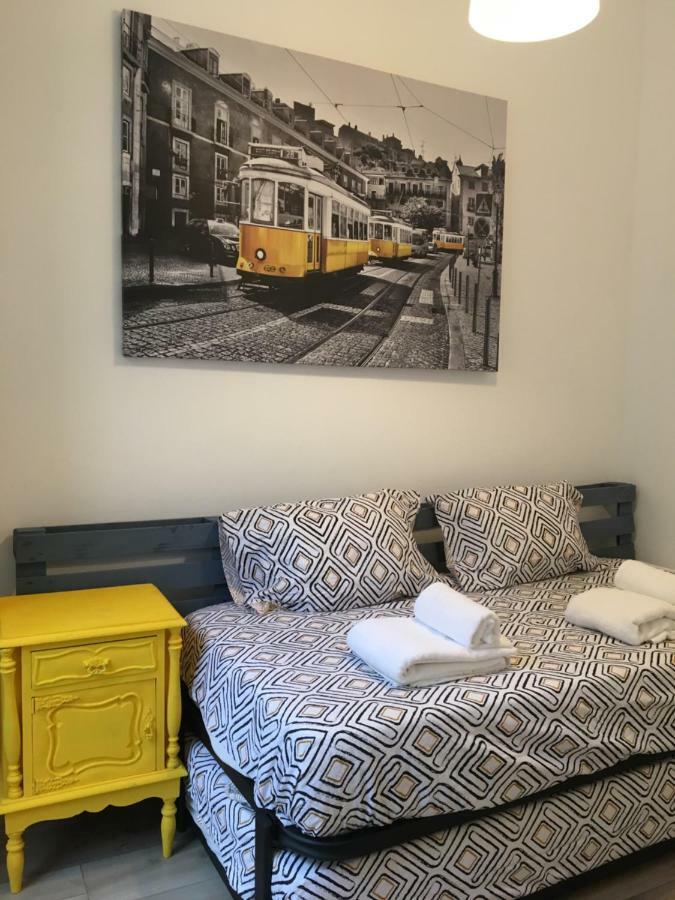 Love inn Bairro Alto Lisbona Esterno foto